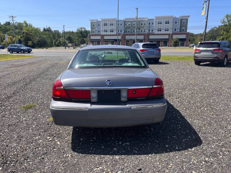 2000 Mercury Grand Marquis GS photo 5