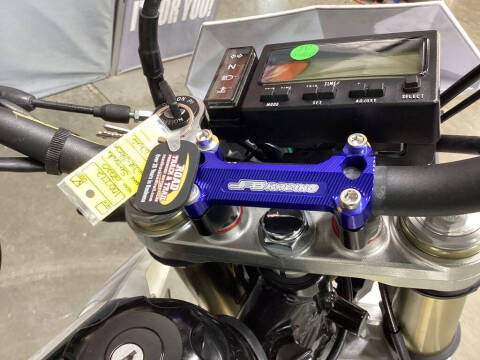 2020 Suzuki DR-Z400SM