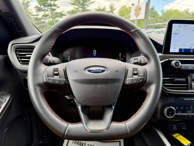 2025 Ford Escape ST-Line