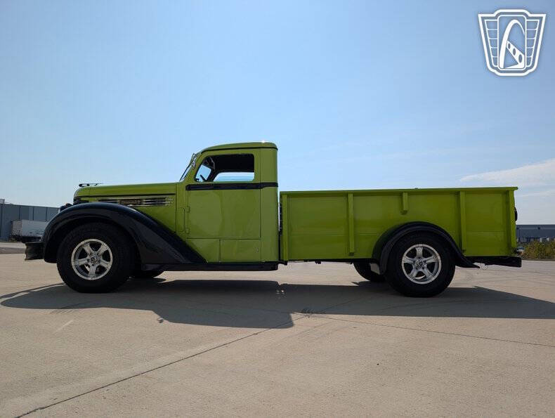 1945 Diamond T 509