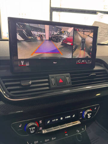 2024 Audi SQ5 3.0T quattro Premium Plus