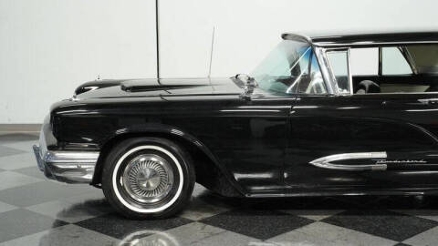 1959 Ford Thunderbird