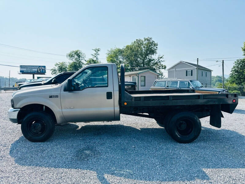 2004 Ford F-350 Super Duty for sale at Twin D Auto Sales in Johnson City TN