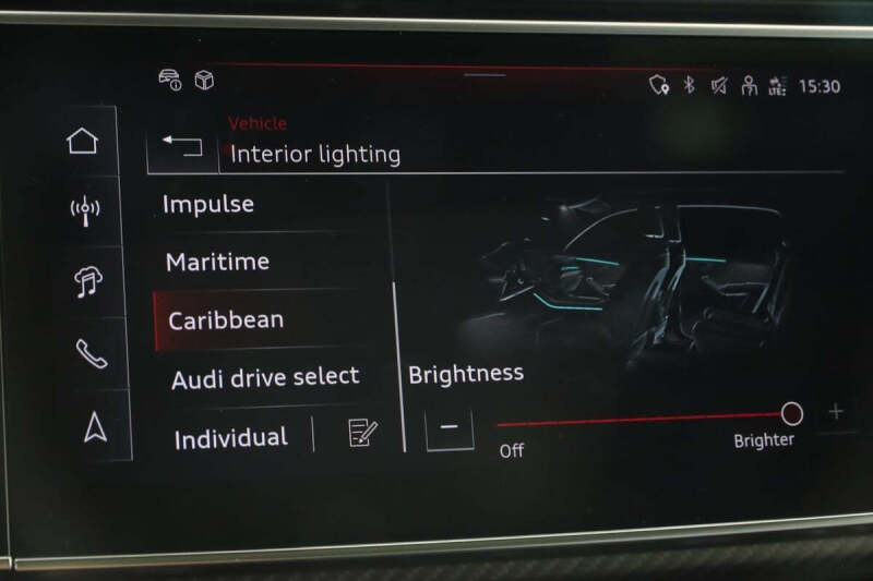 2024 Audi SQ8 4.0T quattro Premium Plus