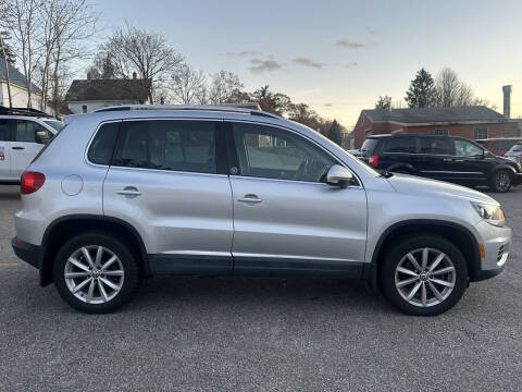 2017 Volkswagen Tiguan 2.0T Wolfsburg Edition 4Motion