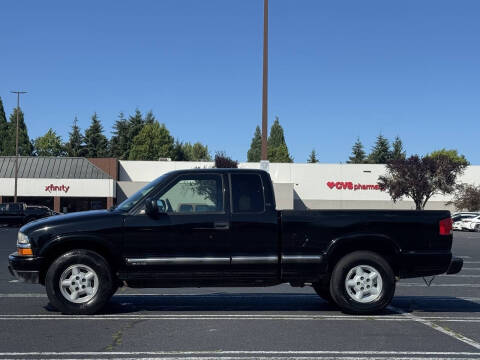 2001 Chevrolet S-10 LS