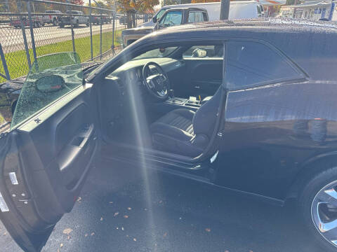 2013 Dodge Challenger SXT