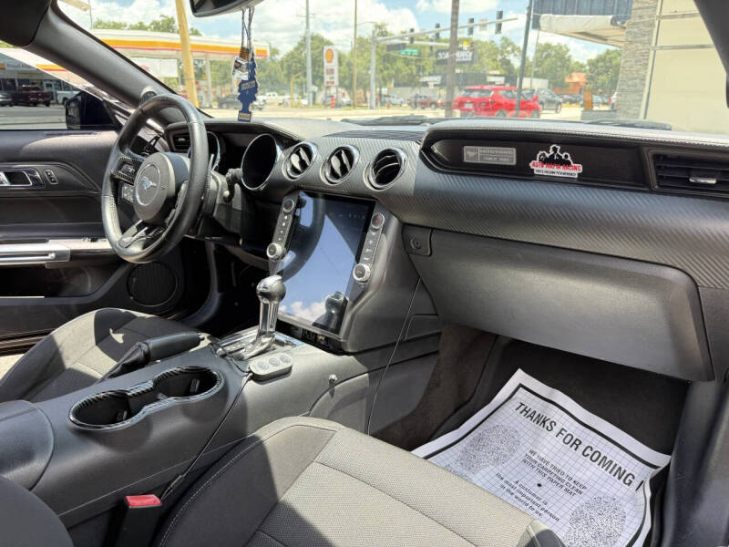 2016 Ford Mustang V6
