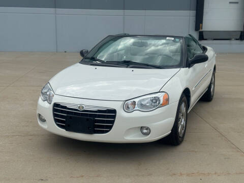 2005 Chrysler Sebring for sale at Clutch Motors in Lake Bluff IL