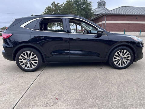 2020 Ford Escape Hybrid Titanium