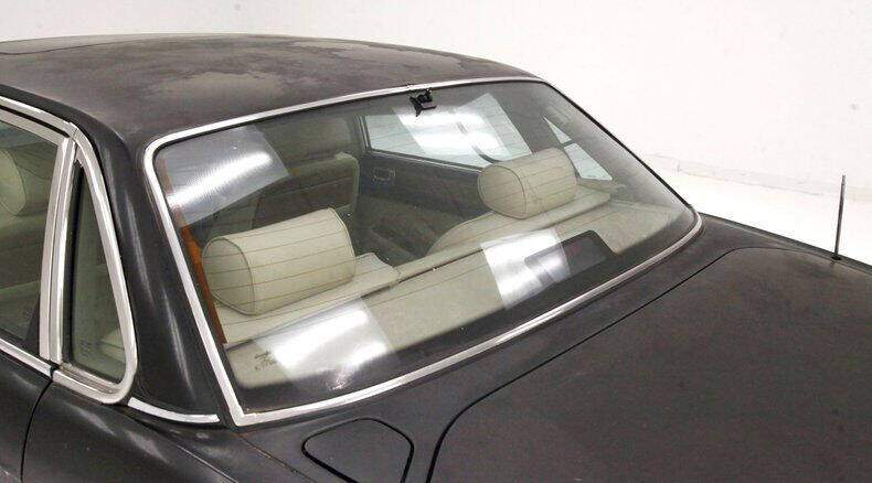 1990 Jaguar XJ-Series XJ6 Vanden Plas