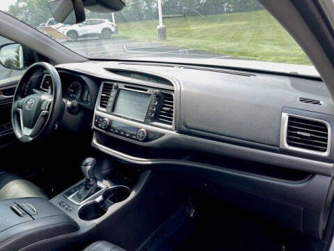 2017 Toyota Highlander