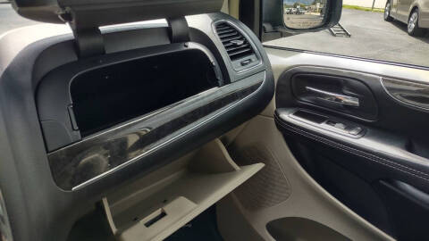 2015 Chrysler Town and Country Touring