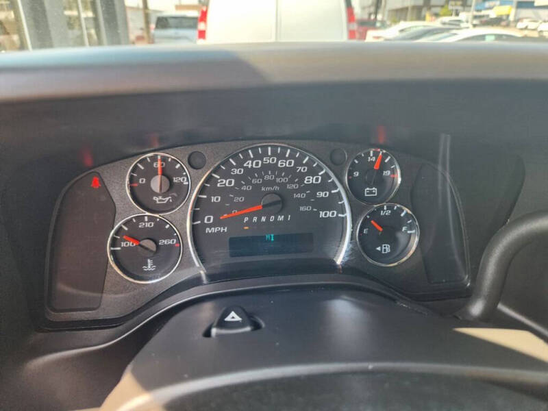 2022 Chevrolet Express 2500