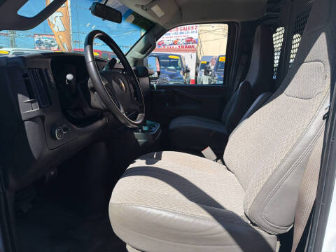 2020 Chevrolet Express 2500