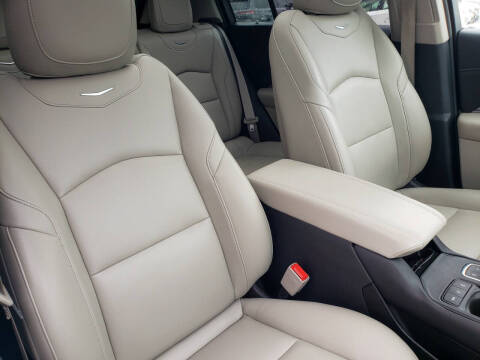 2021 Cadillac XT4 Luxury