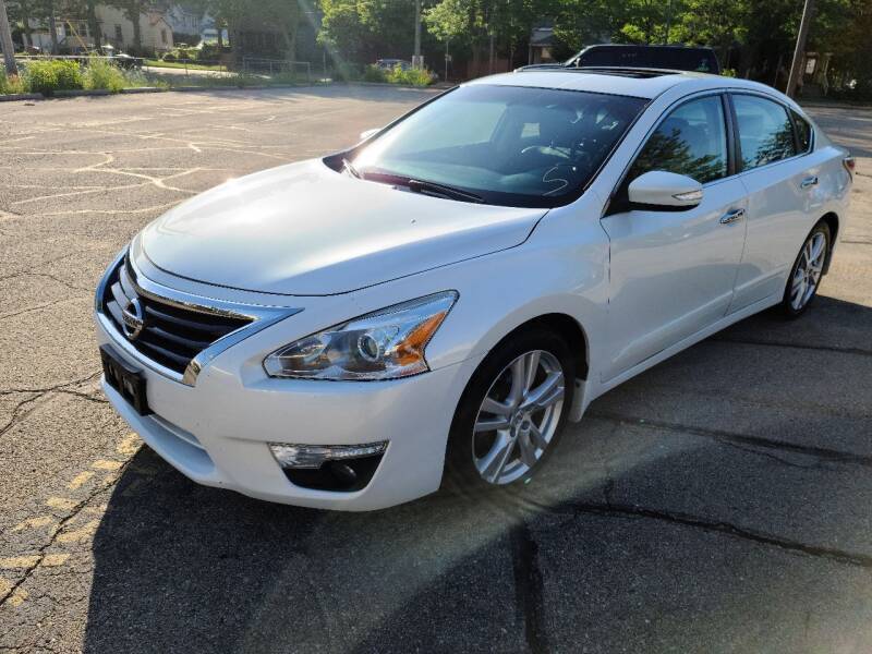 2015 Nissan Altima for sale at Steve's Auto Sales in Madison WI