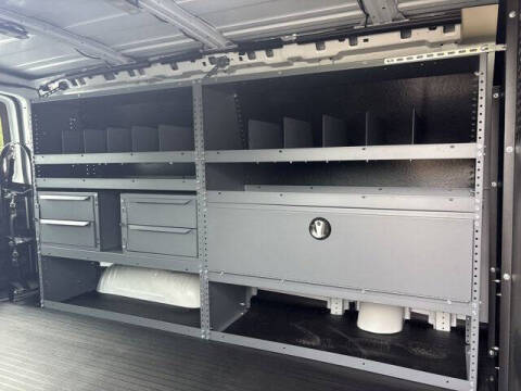 2025 Chevrolet Express 2500