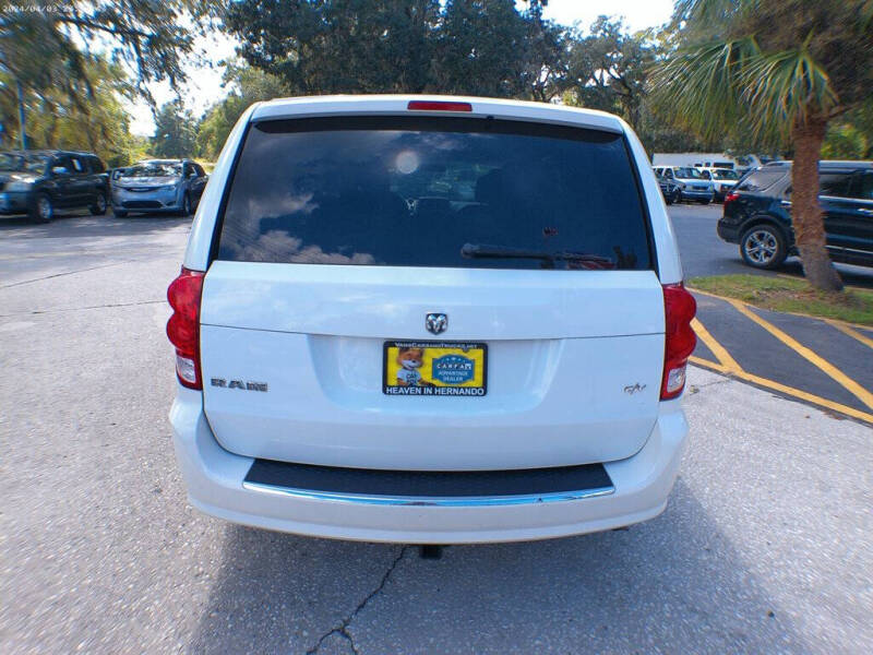 2013 Dodge Grand Caravan SE