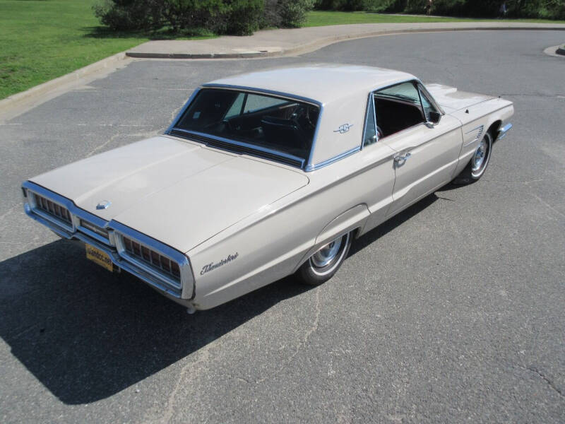 1965 Ford Thunderbird