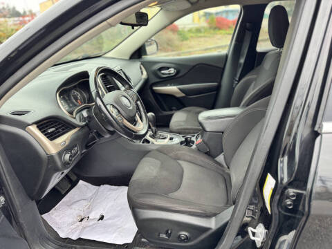 2017 Jeep Cherokee Latitude