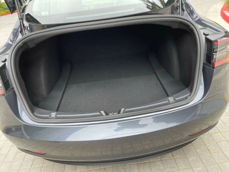 2019 Tesla Model 3 Standard Range Plus