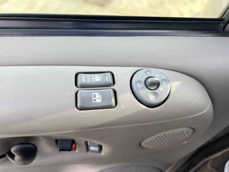 2005 Chevrolet Astro LS