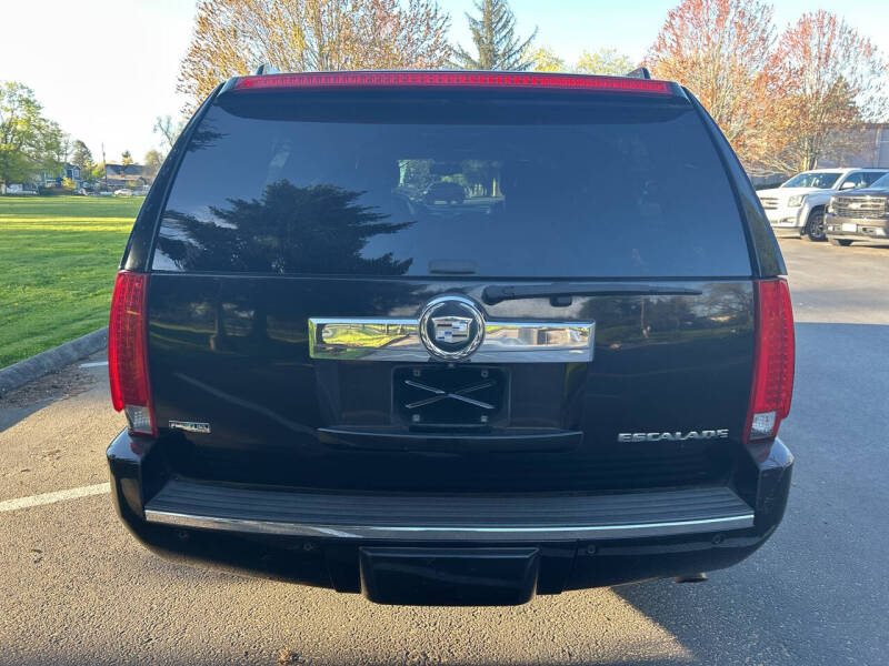 2010 Cadillac Escalade ESV Premium