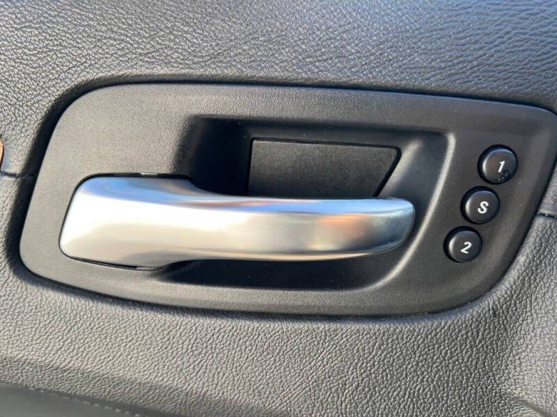 2015 Chrysler 300 C Platinum