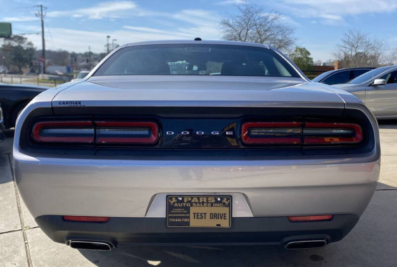 2016 Dodge Challenger SXT
