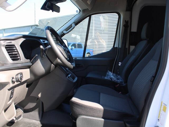 2025 Ford Transit 350