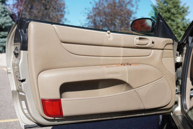 2004 Chrysler Sebring