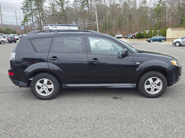 2009 Mitsubishi Outlander ES