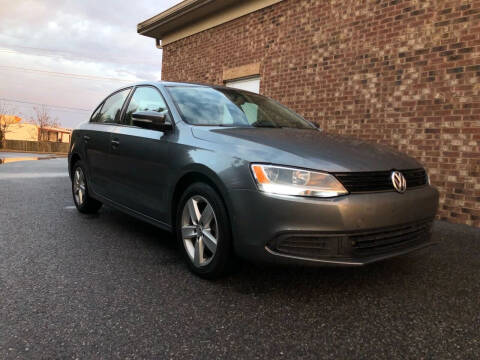 2012 Volkswagen Jetta for sale at PREMIER AUTO SALES in Martinsburg WV