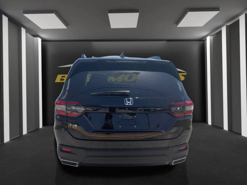 2025 Honda Pilot Sport