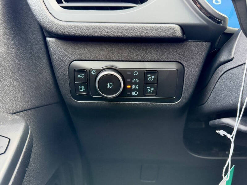 2025 Ford Escape Hybrid ST-Line Select