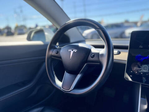 2019 Tesla Model 3 Long Range