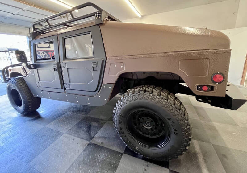 2004 AM General Hummer
