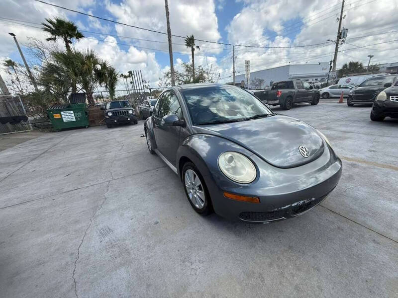 2008 Volkswagen New Beetle SE