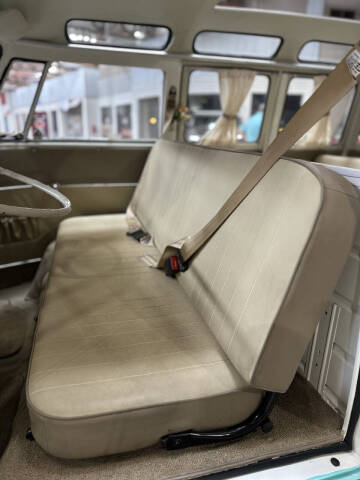 1972 Volkswagen Bus