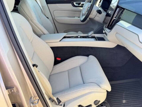 2026 Volvo XC60 B5 Ultra