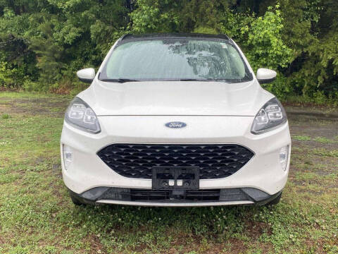2020 Ford Escape Titanium