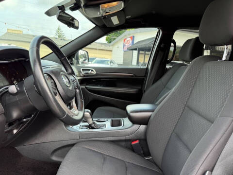 2018 Jeep Grand Cherokee Laredo