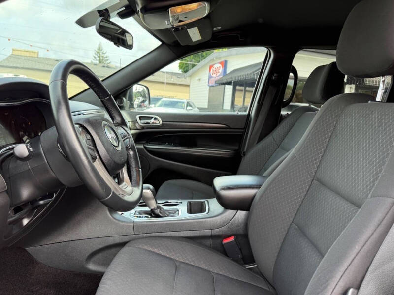 2018 Jeep Grand Cherokee Laredo