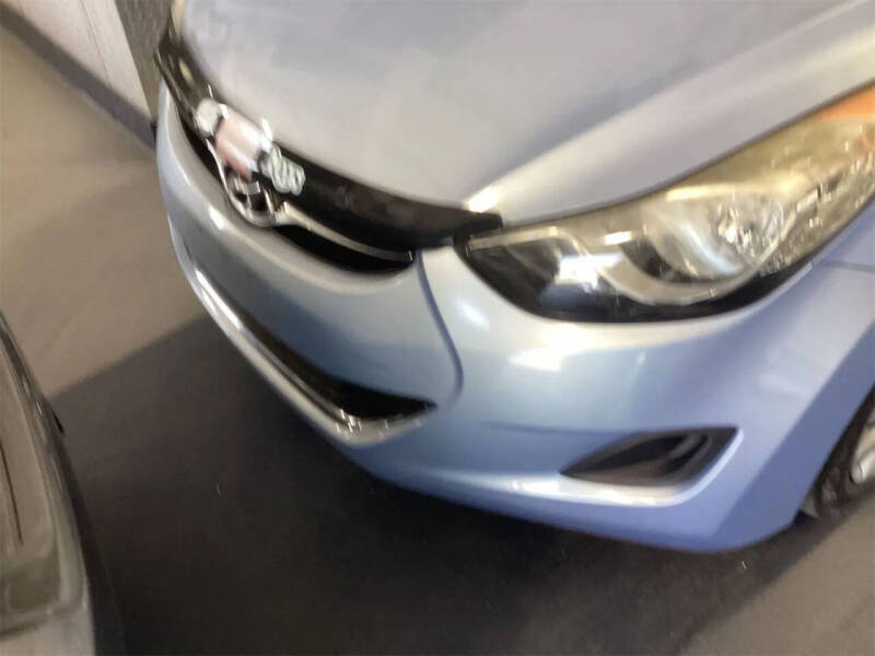 2012 Hyundai Elantra