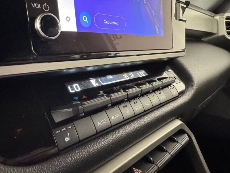 2025 Toyota Sequoia SR5