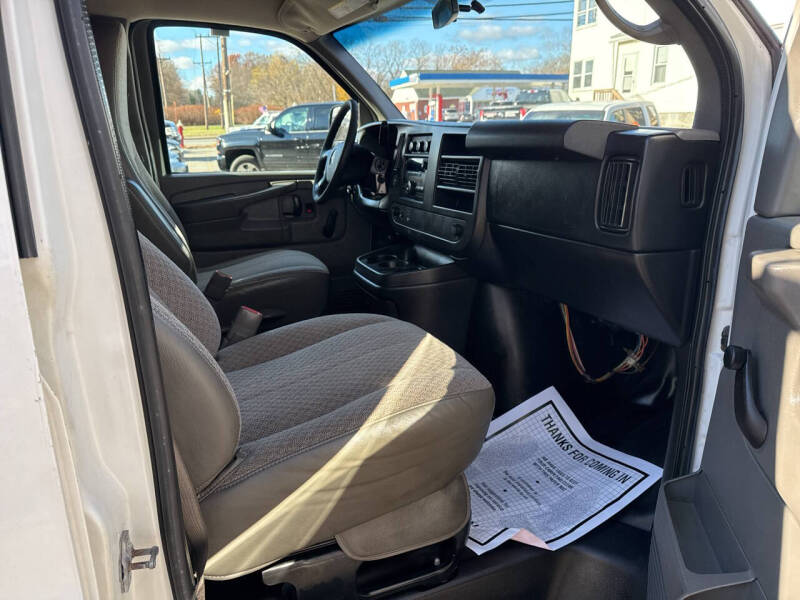 2011 GMC Savana 3500