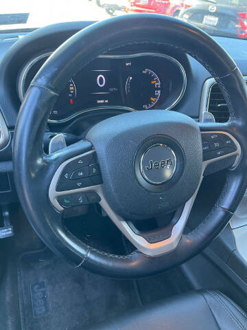 2015 Jeep Grand Cherokee Laredo