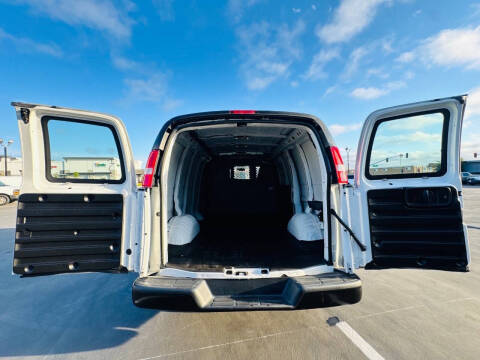 2018 Chevrolet Express 2500