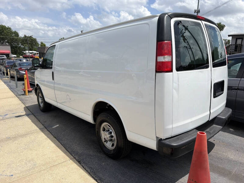 2015 Chevrolet Express 2500
